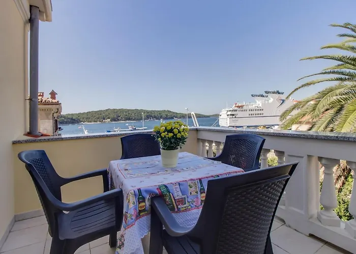 By The Sea Mali Lošinj